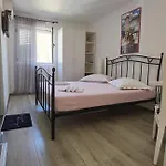 Jadranka 아파트 *
