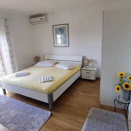 Jadranka Apartman *